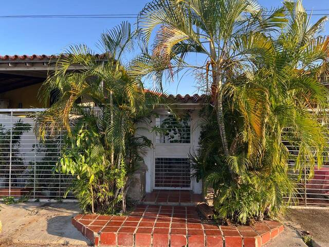 #251971 - Casa para Venta en San Joaquín - G