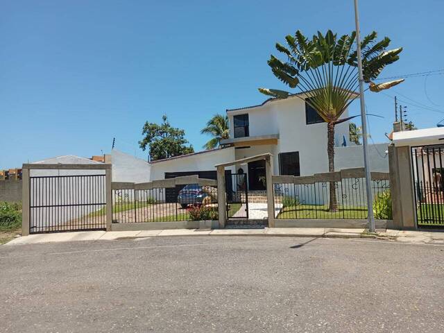 #252285 - Casa para Venta en Puerto Cabello - G