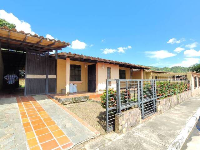 #23208 - Casa para Venta en San Diego - G