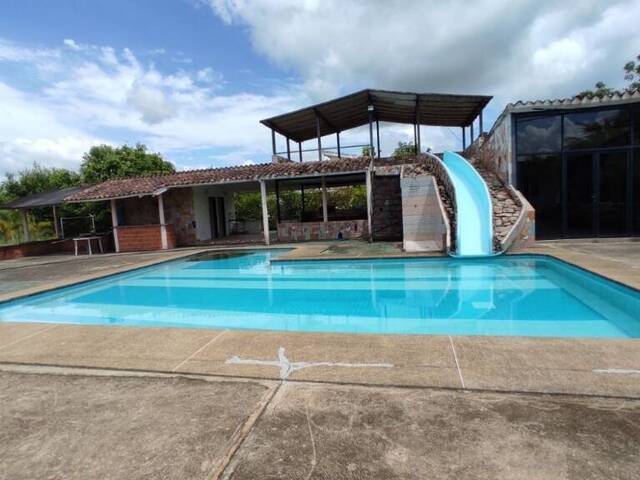 #256274 - Casa para Venta en Tocuyito - G - 2