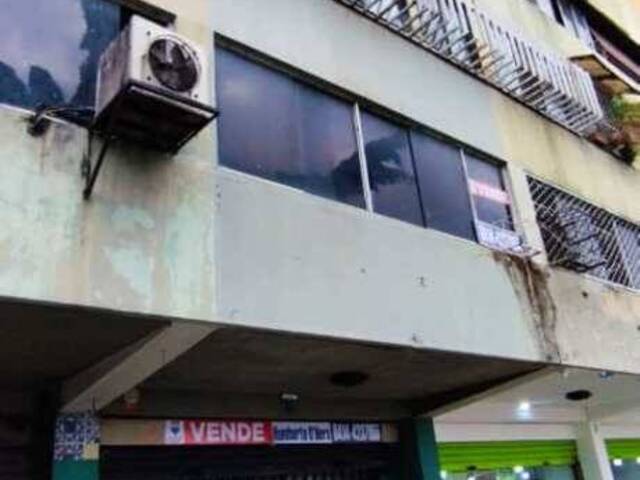 Venta en Avenida Lara - Valencia