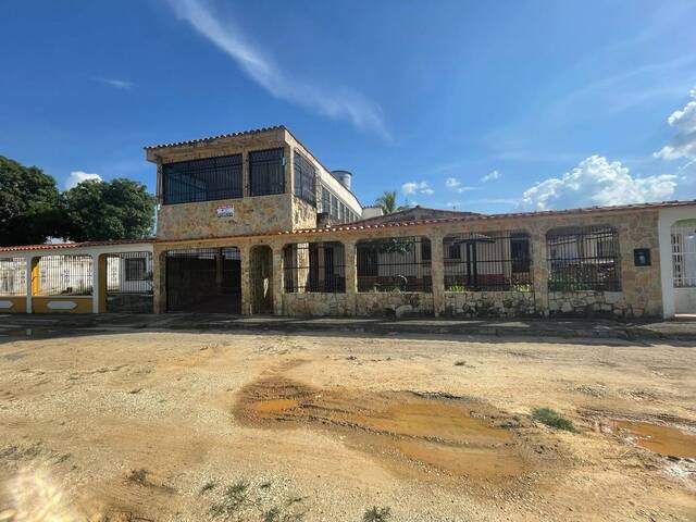 #259085 - Casa para Venta en Tocuyito - G - 1