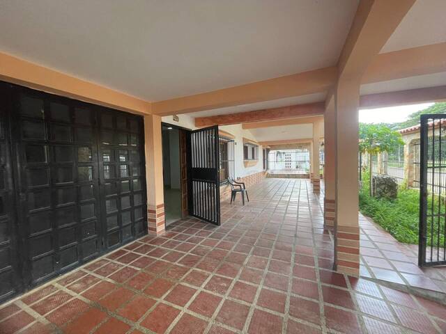 #259085 - Casa para Venta en Tocuyito - G - 2