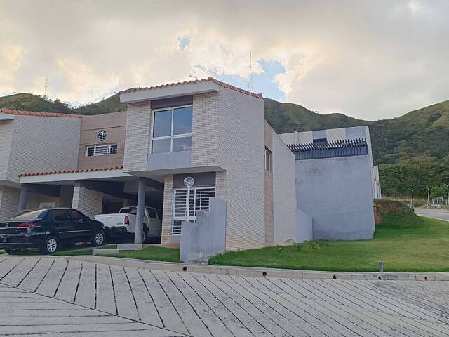 Venta en Cumbres de La Esmeralda - San Diego