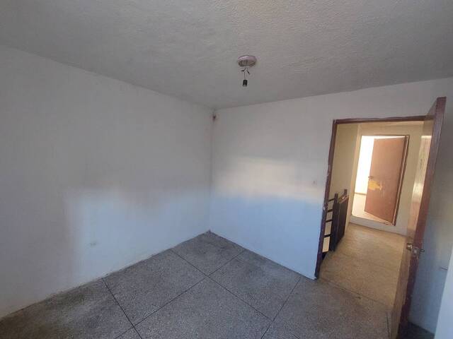 #24193 - Local / Casa Comercial para Venta en San Diego - G