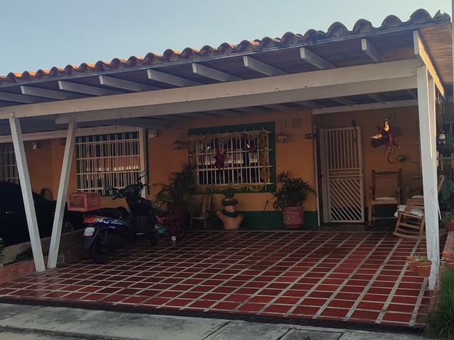 Venta en Valle de Oro - San Diego