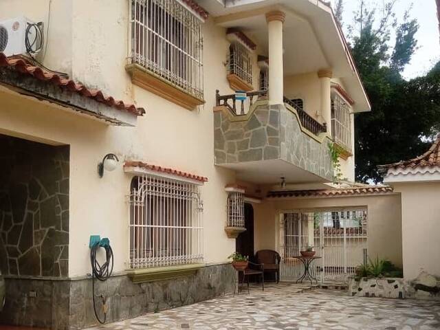 #24340 - Casa para Venta en Valencia - G