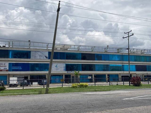 Venta en Zona Industrial Aeropuerto - Valencia