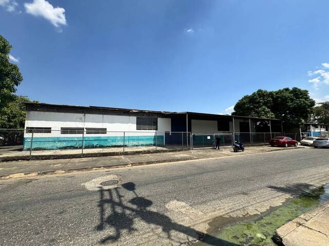 Venta en Zona Industrial La Quizanda - Valencia