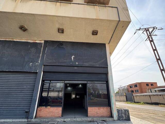 Venta en Zona Industrial Carabobo - Valencia