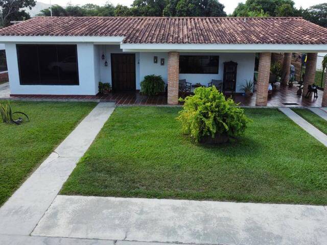 #250213 - Casa para Venta en San Diego - G