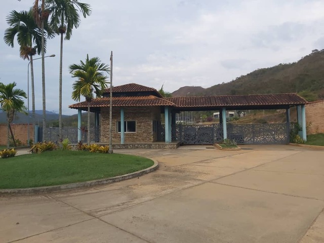 Venta en Colinas de Guataparo - Valencia